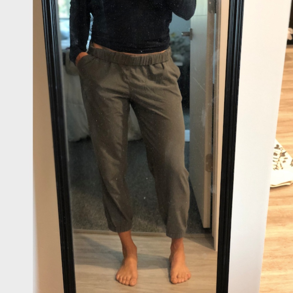 Women's Eddie Bauer capri pants